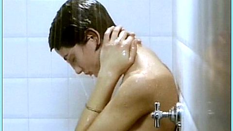 Pic: Francesca Inaudi in L' uomo perfetto (2005)