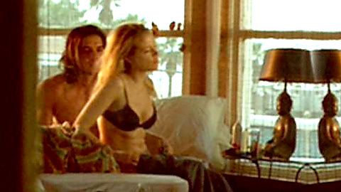 Pic: Pell James in Undiscovered (2005)