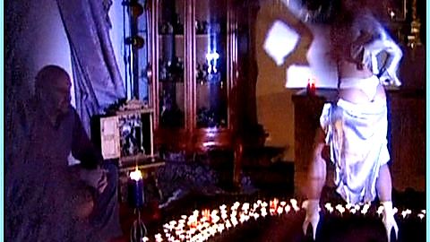 Pic: Marina Anna Eich in Dann nenn es halt Liebe... (2001)