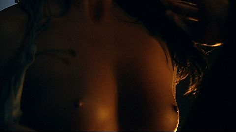 Pic: Marisa Ramirez in Spartacus: Gods of the Arena