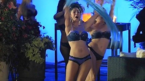Pic: Melissa Elias in UnREAL (2015)