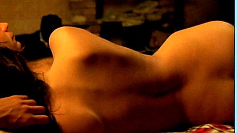 Pic: Valeria Solarino in La Febbre (2005)