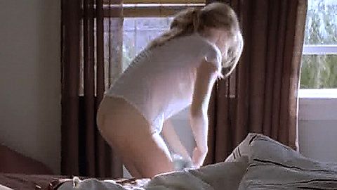 Pic: Amanda Seyfried in Big Love (2006)
