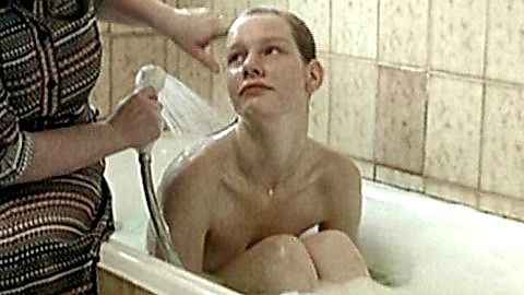 Pic: Sandra Hüller in Requiem (2006)