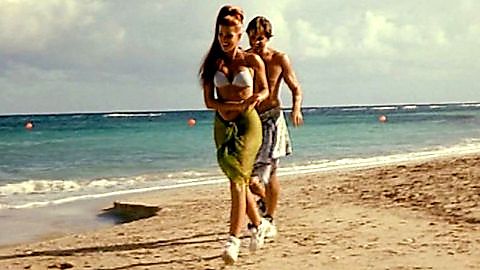 Pic: Alessia Merz in Intrigo a Cuba ...A Positive Life!!! (2004)