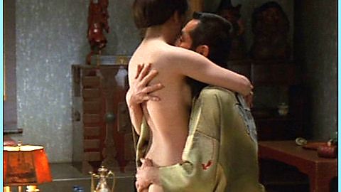 Pic: Akiko Kana in Onimasa: A Japanese Godfather (1982)