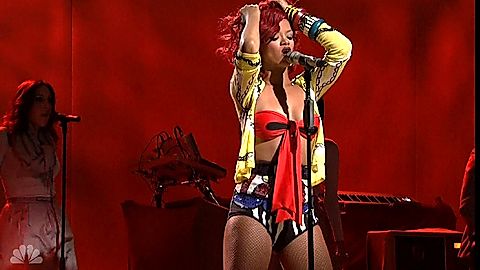 Pic: Rihanna  in Saturday Night Live (1975)