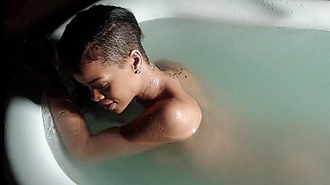 Pic: Rihanna  in Stay (2013)