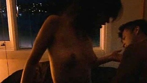 Pic: Rose Ashton in Feed (2005)