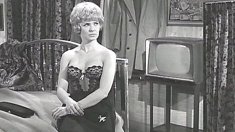 Pic: Joanne Woodward in Paris Blues (1961)