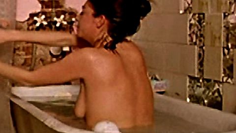 Pic: Vera Fogwill in Kept and Dreamless (2005)