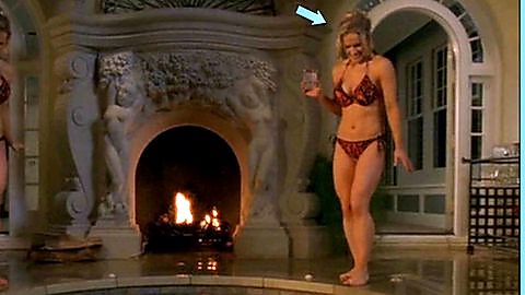 Pic: Elaine Klimaszewski in Drop Dead Sexy (2005)