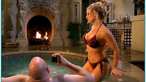 Pic: Elaine Klimaszewski in Drop Dead Sexy (2005)