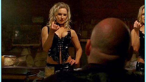 Pic: Elaine Klimaszewski in Drop Dead Sexy (2005)