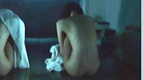 Pic: Aoba Kawai in Tomoshibi (2004)