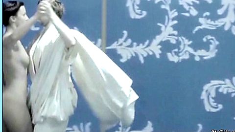Pic: Caroline Castner in 7 1/2 Frauen (2006)