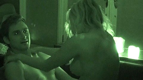 Pic: Beatrice Rosen in Bipolar (2014)