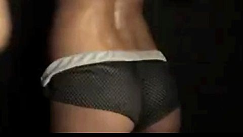 Pic: Sara Jean Underwood in Sara Jean Underwood: Men's Fitness Magazine (2012)