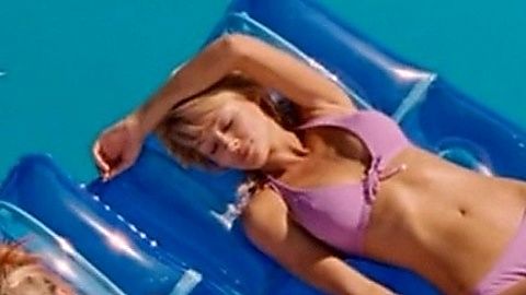 Pic: Lisa Gleave in Accepted (2006)