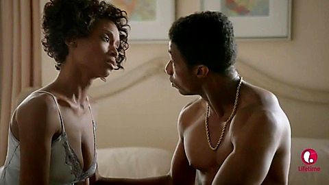 Pic: Yaya DaCosta in Whitney (2015)