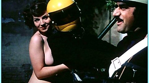Pic: Patrizia De Clara in La mazurka del barone, della santa e del fico fiorone (1975)