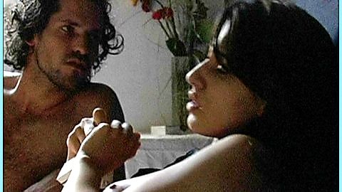 Pic: Maryam Zaree in Breaking Glass (2005)