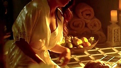 Pic: Natalie Martinez in Matador (2014)
