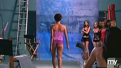 Pic: Nicole Pulliam in Fashion House (2006)