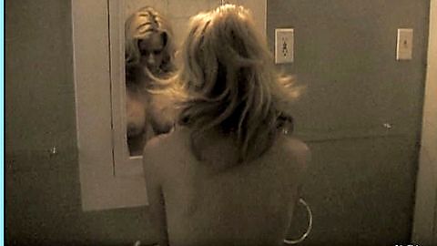 Pic: Lindsay Gareth in Stupid Teenagers Must Die! (2006)