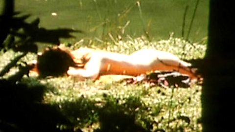 Pic: Nanette Bauer in Sommergeschäfte (2002)
