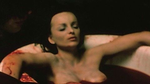 Pic: Elena Maddalo in The Cell (2000)
