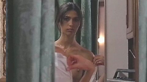 Pic: Olivia Magnani in Le conseguenze dell'amore (2004)