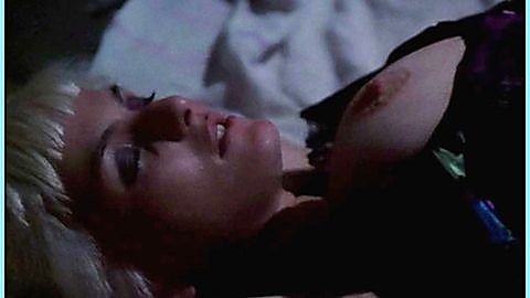 Pic: Isabel Achaval in Tres pájaros (2002)