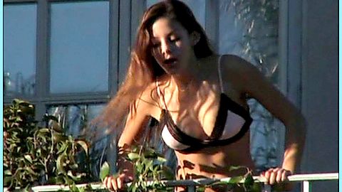 Pic: Jessica Steinbaum in Wassup Rockers (2005)
