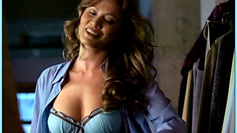 Pic: Moon Bloodgood in Journeyman (2007)
