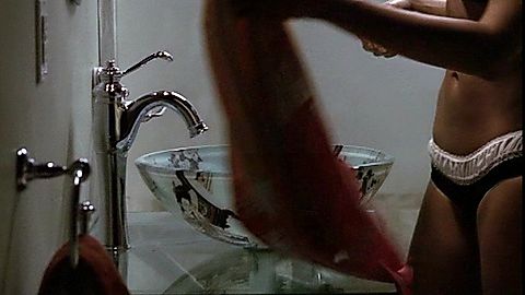 Pic: Ellen Ewusie in Fear Itself (2008)