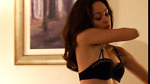 Pic: Autumn Reeser in Last Resort (2012)