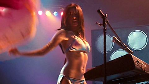 Pic: Noureen DeWulf in The Comebacks (2007)