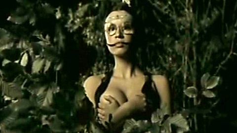 Pic: Natalia Avelon in Der Schuh des Manitu - Extra Large (2001)