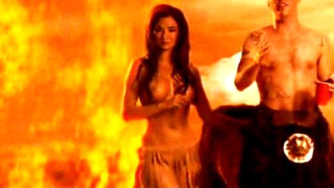 Pic: Iglesias Estefania in National Lampoon's TV: The Movie (2006)