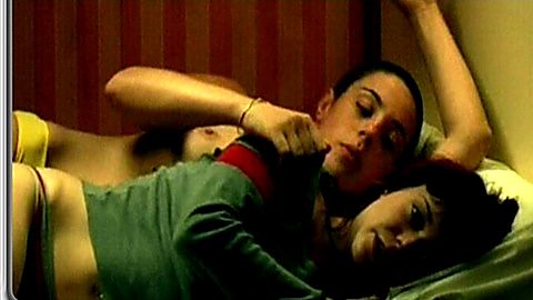 Pic: Elena Seguí in El mundo alrededor (2005)