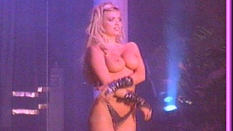 Pic: Kelli Hoffman in Stripshow (1996)