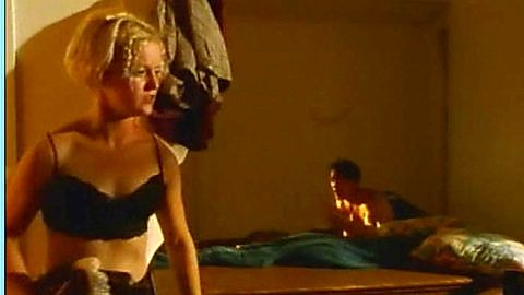 Pic: Erin Smith in Sergio Lapel's Drawing Blood (1999)