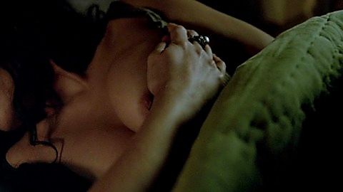 Pic: Jessica Parker Kennedy in Black Sails (2014)