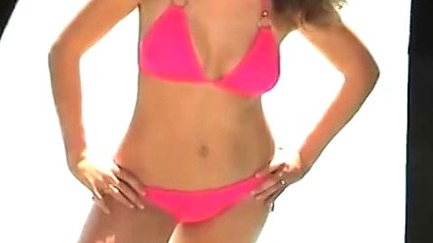 Pic: Jenna Fischer in Shape Magazine Photo Shoot (2009)
