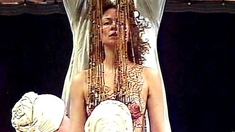 Pic: Elisabeth Schwarz in Ein Mittsommernachtstraum (Stageplay) (1980)