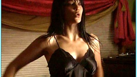 Pic: Navi Rawat in Loveless in Los Angeles (2007)