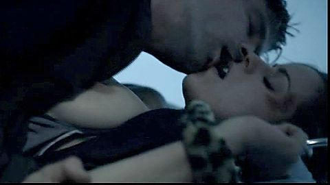 Pic: Erin Cardillo in The Truth (2010)
