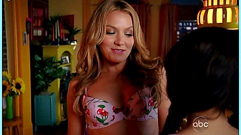 Pic: Becki Newton in Ugly Betty