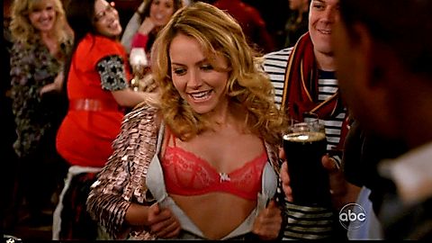 Pic: Becki Newton in Ugly Betty